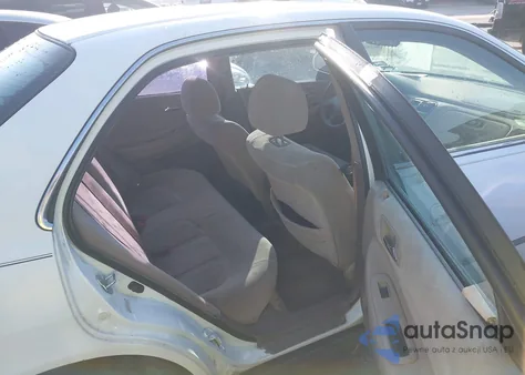 2000 Honda Accord 3.0 Lx from USA, damaged, VIN 1HGCG1642YA046123